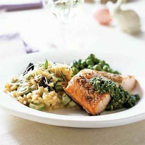 Italian Classics Under 300 Calories | Spring Risotto | MyRecipes.com Sorrel Sauce, Sorrel Recipe, Spring Risotto, Healthy Italian Recipes, Side Dishes For Ham, Spring Menu, Healthy Italian, Risotto Recipes, Best Side Dishes