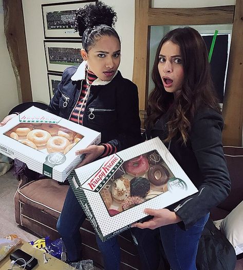 Charlotte Jordan on Instagram: “When they tell you you're not gonna wrap on time but then they thrust these in your face..👀🍩💗🤷🏻‍♀️ #wecanbeboughtwithsugarygoodness” Free Rein Aesthetic, Free Rein Season 2, Jaylen Barron, Free Rein Tv Show, Charlotte Jordan, Free Rain, Horse Riding Aesthetic, Free Reign, Freddy Carter