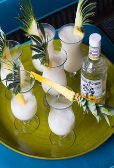 We like to garnish this Captain Morgan Pina Thunder Recipe with long spears of pineapple. Its a mental vacation and a snack rolled into one! Pineapple Garnish, Pineapple Spears, Garnish Ideas, Cocktail Garnishes, Cocktail Fruit, Pina Coladas, Pineapple Cocktail, Drink Garnishing, Drink Alcohol