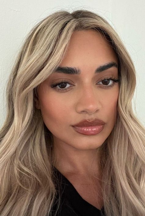 Olive Skin With Blonde Hair, Hair Inspiration Color Blonde, Blonde Hair On Tan Skin, Blonde Hair Olive Skin, Olive Skin Hair, Olive Skin Blonde Hair, Cool Toned Blonde Hair, Brown Skin Blonde Hair, October Hair