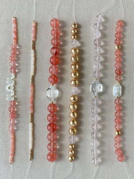 Personalized Bracelet Ideas - Elastic Stretch Jewelry DIY Stretch Bracelets Diy, Stretch Beaded Bracelets Diy, Make Your Own Bracelet, Bead Matted, Pearl Letters, Bracelets Beaded, Buy Bead, Bracelets Diy, Personalized Bracelet