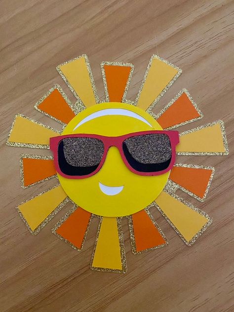 Cricut design space sun Summer Decorations For Office, Summer Decorations Classroom, Summer Theme Preschool Decoration, Summer Wall Decorations Classroom, Sun Decorations Party, Summer Office Decorations, Summer Office Decor, Summer Decorations For Classroom, Sun Paper Craft