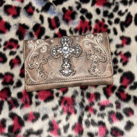 y2k wallet

in very good condition 

#reaper... - Depop Closet Essentials, Skull And Crossbones, Conditioner, Wallet