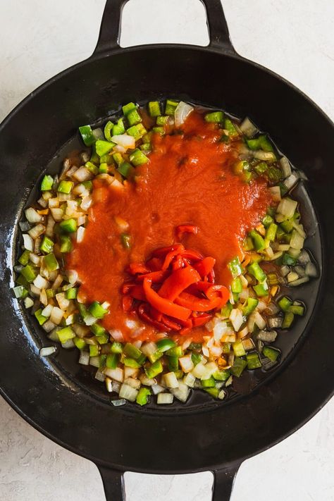 Authentic Cuban Sofrito Recipe & How to Cook with It - A Sassy Spoon Cuban Sofrito Recipe, Sofrito Recipe Cuban, Authentic Sofrito Recipe Puerto Rican, Sofrito Recipe Dominican, Homemade Sofrito, How To Use Sofrito, Cuban Chicken, Sofrito Recipe, Yellow Rice Recipes