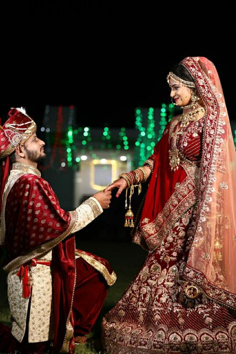 #newdress #couple #couple pose New Couple Poses Wedding Photos, Sadi Kapal Photo, New Wedding Couple Poses Indian, Dulhan Dulha Pose Wedding Photos, Marriage Copal Photo, Bride Couple Poses, Couple Dulha Dulhan, Wedding Cupal Poses, Couple Pose Indian Wedding