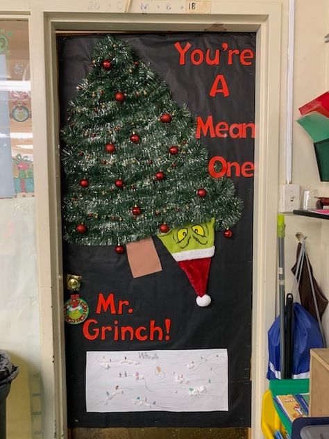 Deck The Doors Christmas Contest, Door Decorating Contest, Catholic School, Kindergarten Class, Christmas Door Decorations, Christmas Door, Christmas Movies, Door Decorations, Christmas