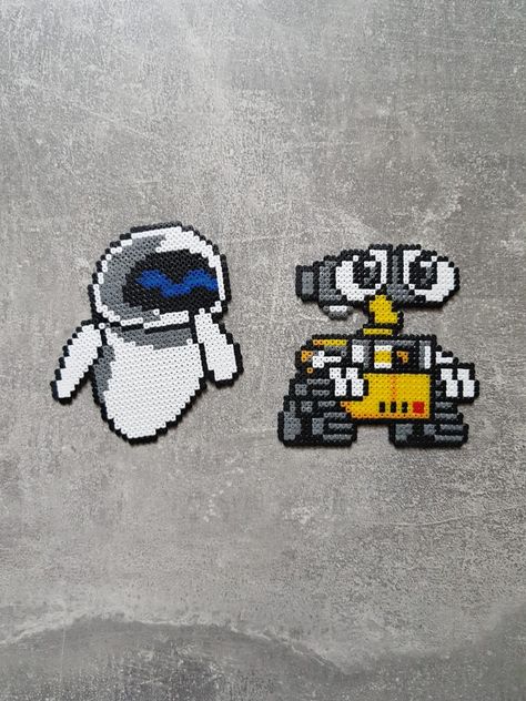 Wall E Eve, 3d Perler Bead, Wall E, Perler Bead Art, Perler Bead, Hama Beads, Perler Beads, Craft Activities, Bead Art