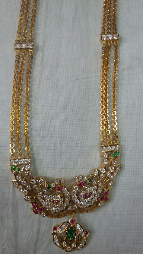 Old is always trendy Chandraharam Designs Gold, Old Necklace Design Gold, Old Gold Jewellery To New, Muthyala Haram Designs Gold, Old Gold Jewelry Indian, Chandraharam Latest Designs, Chandra Haram Designs Gold, Chandraharam Designs, Old Necklace