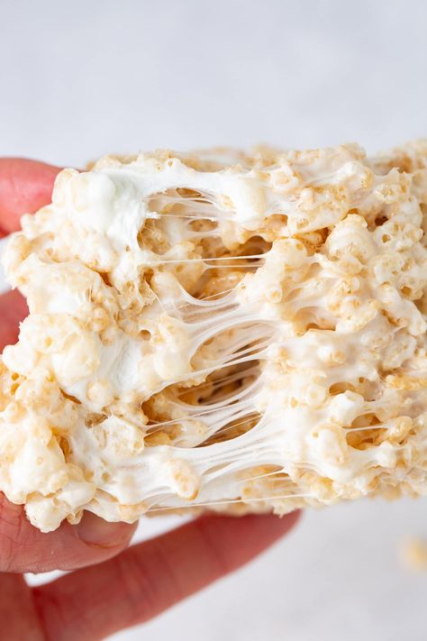 The Gooiest Rice Krispie Treats Recipe - Oh Sweet Basil Gooey Rice Krispie Treats, Cereal Bars Recipe, Rice Krispie Treats Cereal, Marshmallow Dessert Recipes, Homemade Rice Krispies, Crispy Treats Recipe, Rice Krispie Treats Recipe, Homemade Rice Krispies Treats, Rice Crispy Treats Recipe