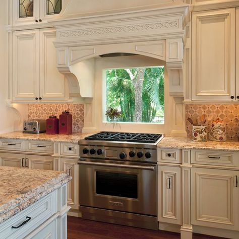 back splash ideas on Pinterest | Back Splashes, Kitchen Backsplash ... Trendy Kitchen Backsplash, Kitchen Drawing, Tuscan Kitchen, Mediterranean Home Decor, Kitchen Hoods, Kitchen Stove, Mediterranean Home, Kitchen Redo, Kitchen On A Budget