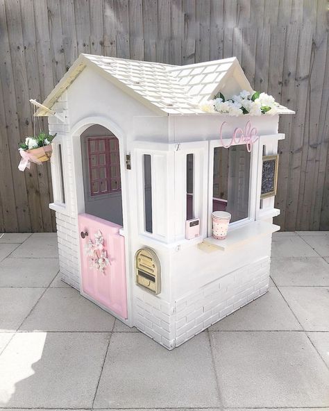 Little Tikes House Makeover, Playhouse Upgrade, Little Tikes Playhouse Makeover, White Playroom, Outdoor Playhouse Ideas, Plastic Playhouse, Chanel House, Playhouse Makeover, Girls Playhouse