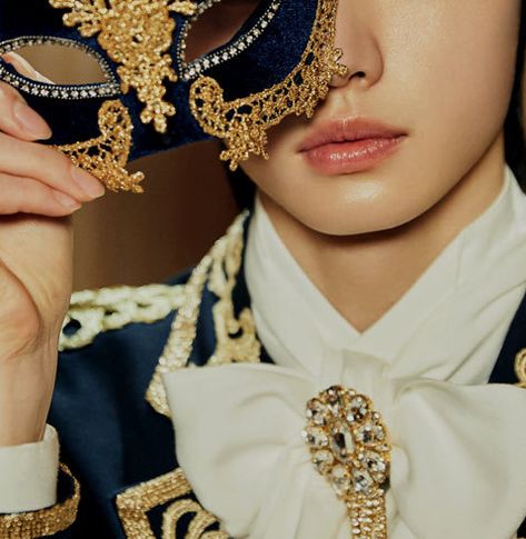 Royalty Core Aesthetic, Masquerade Aesthetic, Masquerade Outfit Ideas, Masquerade Outfit, Royalty Core, Prince Clothes, Royal Core, Blue Haired Girl, The Victorian Era