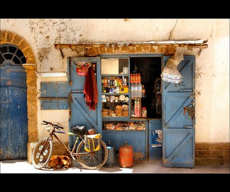 Essaouira Morocco, Village Photography, Cinematic Photography, Urban Sketching, Interesting Photos, Photo Reference, Urban Landscape, Painting Inspiration, Background Design