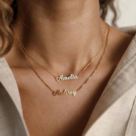 Necklace Chain Types, Nameplate Necklace, Custom Charms, Gold Choker Necklace, Girl Jewelry, Custom Name Necklace, Collar Jewelry, Letter Necklace, Minimalist Necklace