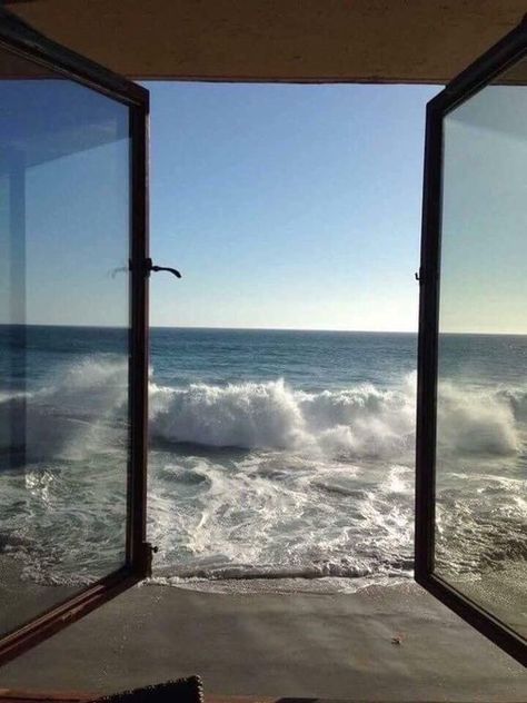 Beach Tumblr, An Open Window, Summer Friends, Tumblr Photography, Window View, Open Window, Beach Aesthetic, Pretty Places, Nature Travel