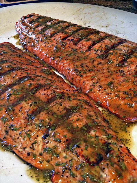 Grilled & Glazed Wild Copper River Sockeye Salmon Salmon Sockeye, Sockeye Salmon Recipe, Sockeye Salmon Recipes, Salmon Fish Tacos, Wild Salmon Recipe, Grilled Fish Recipes, Grilled Salmon Recipes, Sockeye Salmon, Baked Salmon Recipes