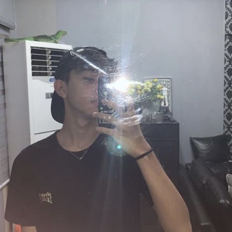 Random Boy Pic Filipino, Rpw Boy Pfp Filipino, Boy Pfp Filipino, Boy Mirror Pic, Boy Mirror Selfie, Mirror Selfie Boy No Face Aesthetic, Rpw Boy, Filipino Guys, Anniversary Scrapbook