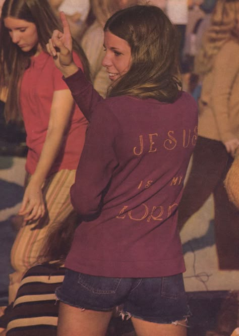 Jesus Movement 70s, Christian Hippie, Hippie Christian, Shine Jesus Shine, 1960 Outfits, Jesus Passion, 60s Aesthetic, Jesus Music, Gods Princess