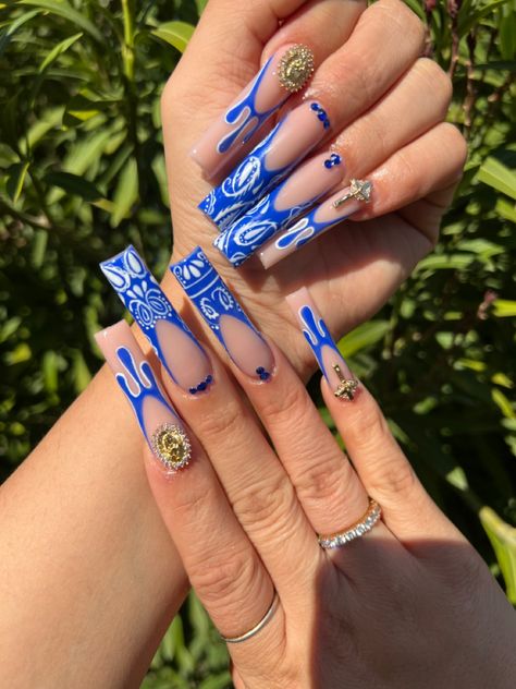 Paisley Print Nails, Blue Paisley Nails, Bandana Acrylic Nails, Paisley Nails Design, Blue Bandana Nails, Short Nail Spring, Coffin Natural Nails, Nails Coffin Natural, Bandana Nail Art