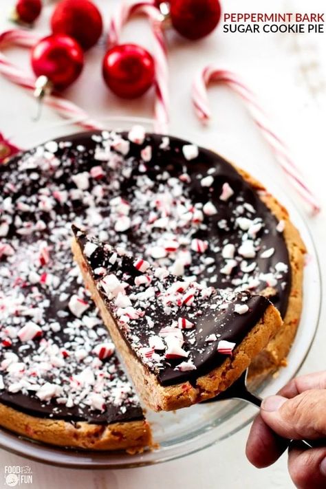 Sugar Cookie Pie, Chocolate Cherry Cookies, Cherry Cookies, Festive Desserts, Peppermint Bark, Christmas Sweets, Cookie Pie, Punch Recipes, Desserts To Make