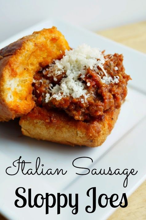 Sausage Sloppy Joes, Unique Sandwich Recipes, Crockpot Italian Sausage, Ham Dinner Recipes, Ground Sausage Recipes, Crockpot Italian, Homemade Sloppy Joe Recipe, Cooking Pork Roast, Garlic Toast