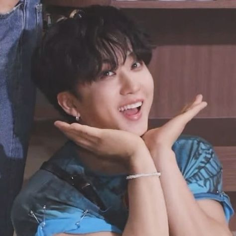 More of changbin 🤭 Changbin Babygirl, Changbin Cute, Best Rapper Ever, Straykids Changbin, Seo Changbin, Skz In Cute, Savage Kids, Losing A Child, Best Rapper