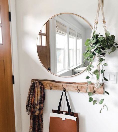 Should we hang a mirror and coat rack by the front door? Small Entryways, Small Entryway, Home Entrance Decor, Apartment Decor Inspiration, Entrance Decor, Hallway Ideas, House Entrance, Hallway Decorating, House Inspiration