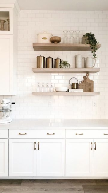 White Kitchen Cabinet Open Shelves, Decorating Open Shelves In Dining Room, Styled Floating Shelves Kitchen, Kitchen Open Shelving Dishes, Floating Shelves White Kitchen, Kitchen Decor Floating Shelves, Kitchen Open Shelf Ideas, Exposed Kitchen Shelves Decor, Floating Shelves Kitchen Styling