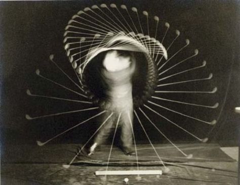 HOOP THOUGHTS: SOME GREAT THOUGHTS FROM BOBBY JONES Harold Edgerton, Best Golf Clubs, Golf Tips For Beginners, Golf Design, Golf Channel, Perfect Golf, Gelatin Silver Print, Golf Fashion, Jolie Photo