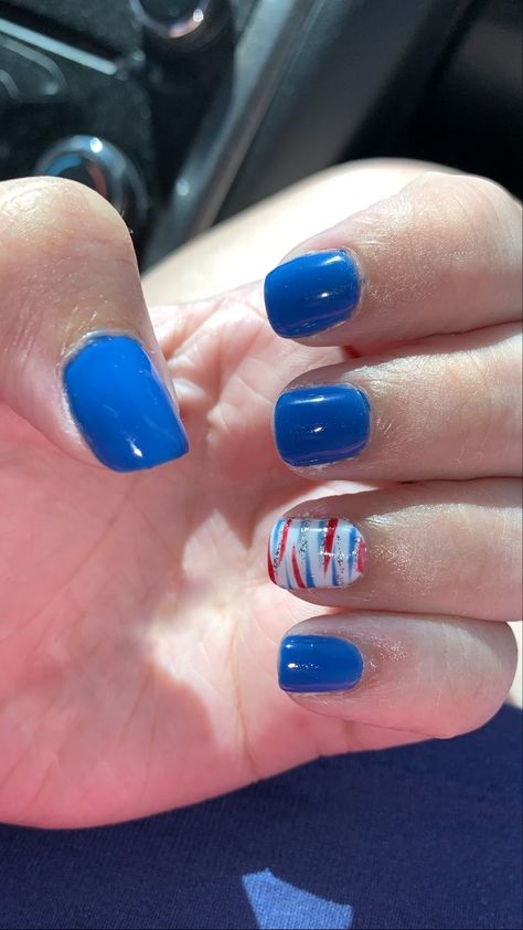 Rth Of July Nails, 4th Pf July Nail Ideas, Red White Blue Gel Nails, Simple Fourth Of July Nails Gel, Cute Simple 4th Of July Nails, Simple Memorial Day Nail Designs, Blue White Red Nails, 4th Of July Short Square Nails, 4th Of July Dip Nails Simple