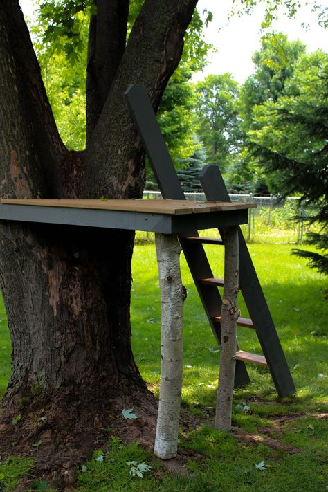 Tree Platforms For Adults, Machan Ideas, Tree Lookout, Teepee Outdoor, Kids Play Yard, Tree House Playground, Simple Tree House, Kids Yard, Outdoor Gathering Space