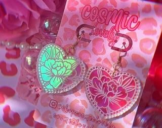 CosmicLovely - Etsy Valentine Day Earrings, Rave Accessories, Love Day, Valentines Earrings, Earrings Heart, Amy Rose, Floral Heart, Pink Jewelry, Funky Jewelry