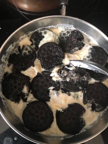 Oreo rice pudding Rice Puddings, Oreo Rice, Creamed Rice, Vegetarian Cookies, Rice Pudding Recipe, Random Recipes, Rice Pudding, Pudding Recipe, Cakes Cupcakes