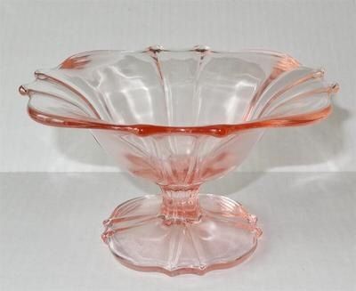 Cambridge Glass Co. Pink Pedestal Candy Dish Pink White Kitchen, Glass Things, Pink Glassware, Antique Dishes, Glass Pedestal, Glass Ware, Beautiful Table Settings, Cranberry Glass, Vaseline Glass