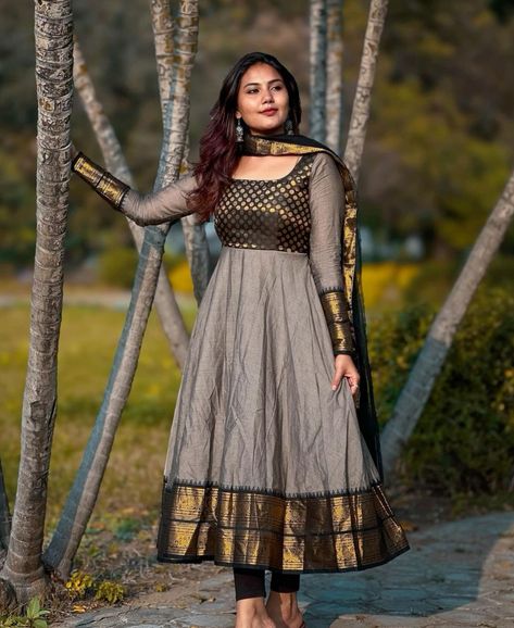 Long Frock Models, Chudi Designs, Long Frocks For Women, Dress Designs For Stitching, Frock Models, Reuse Clothes, Western Gown, Simple Frock Design, Designer Anarkali Dresses