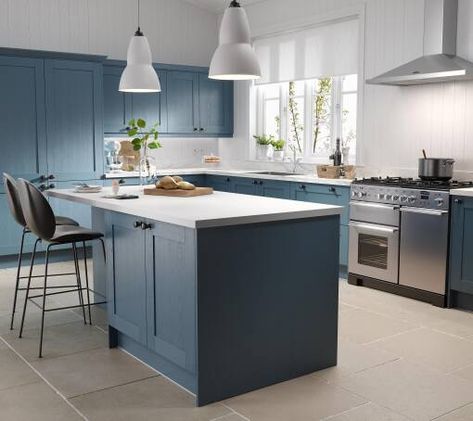 Wren Kitchens Blue Shaker Kitchen, Wren Kitchens, Wren Kitchen, Handleless Kitchen, Kitchen Prices, Kitchen Planner, Shaker Style Kitchens, Fitted Kitchen, Kitchen Showroom