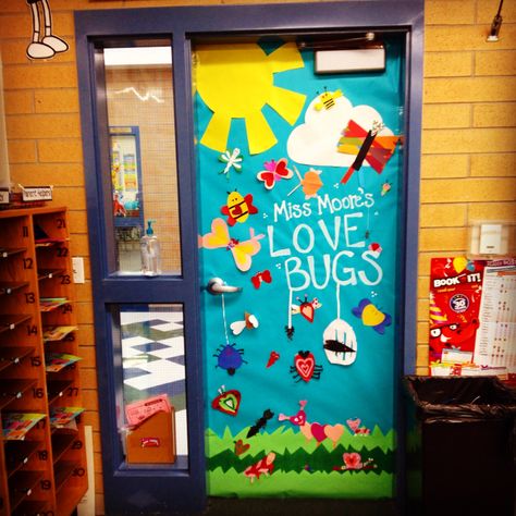 Love Bugs door decorations Bugs Door Decorations Classroom, Bug Decorations For Classroom, Bug Door Decorations Classroom, Bugs Bulletin Board Ideas, Bugs Classroom Theme, Insects Theme Board, Bug Classroom Theme Decor, Preschool Door, Catholic Schools Week