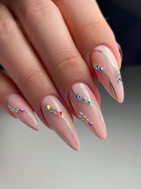 26 Ideas for Simple Nail Designs in 2025: Trends, Tips, and Inspirations Almond Glitter Nails, Acrylic Nails Yellow, 2025 Trends, Natural Nail Designs, Nails Yellow, Gel Acrylic Nails, Nail Styles, Simple Nail, Simple Nail Designs