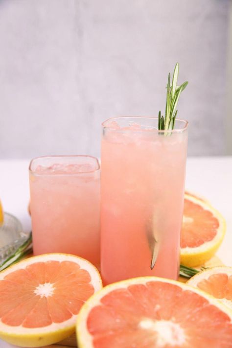 Lowering High Blood Pressure, Soda Drinks Recipes, Grapefruit Lemonade, Lancome Idole, Homemade Soda, Soda Drinks, Fruits For Kids, Juicing Benefits, Citrus Juice