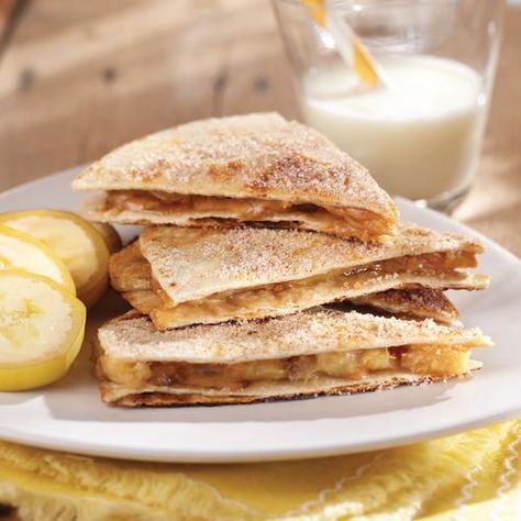 Fruit Quesadilla, Banana Quesadilla, Dessert Quesadilla, Desserts Banana, Chocolate Layer Dessert, Jif Peanut Butter, Breakfast Banana, Recipes Snacks, Butter Recipes