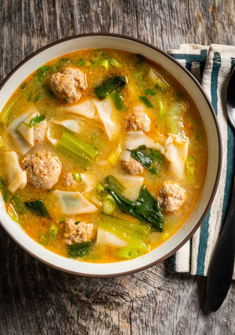 Asian Pork Meatball Soup, Pork Meatball Soup, Pork Meatball, Meatball Soup Recipes, Wonton Noodles, Favorite Soups, Cold Lake, Meat Diet, Milk Street