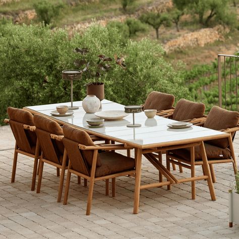 Outdoor Furniture For Restaurants, Poolside Dining Area, Australian Courtyard, Experience Drawing, Turmeric Yellow, Poolside Dining, Traditional Dining Tables, Dining Armchair, Patio Dining Chairs