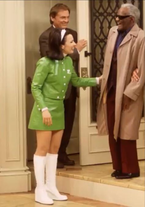 Fran Fine wearing Courrèges green pleather co off Fran Fine Green Outfit, Fran Fine Outfit Inspiration, Fran Drescher Outfits The Nanny, The Nanny Inspired Outfits, Nana Fine Outfit, Fran Fine Outfits The Nanny, Nanny Fran Outfits, Fran Drescher Outfits 90s, Nanny Fine Outfits