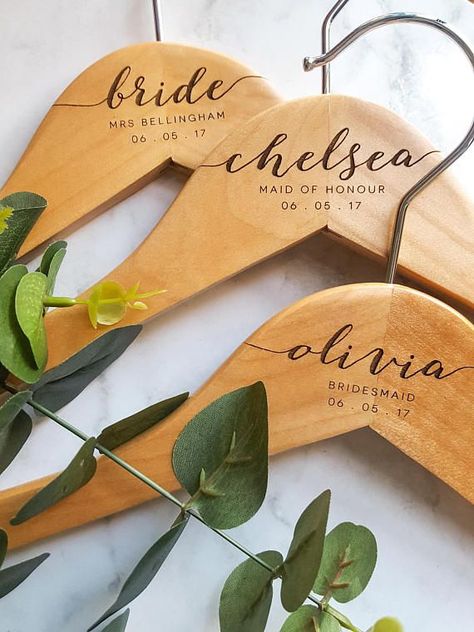 Bridesmaid Hanger, Bridal Robes Personalized, Free Wedding Planner, Bridesmaid Hangers, Wedding Hangers Personalized, Personalized Hangers, Wedding Hanger, Wooden Coat Hangers, Bridal Hangers