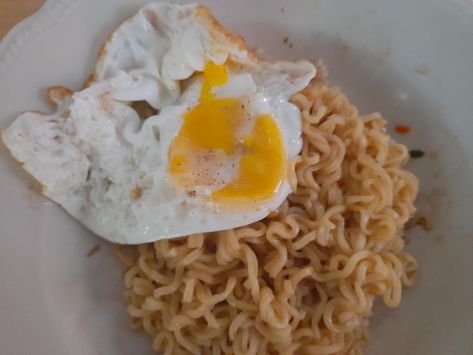 Pancit canton Pancit Canton, Pancit Canton With Egg, Philippines Food, Fried Egg, Boiled Eggs