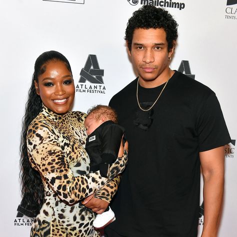 Keke Palmer's Boyfriend Darius Jackson Defends Herself for Her "Booty Cheeks" Outfit Check more at https://americawebmart.com/keke-palmers-boyfriend-darius-jackson-defends-herself-for-her-booty-cheeks-outfit/ Keke Palmer Instagram, Motherhood Struggles, Sheer Gown, Keke Palmer, Motherhood Journey, Police Women, Outfit Check, Fitness Instructor, Girls Night Out