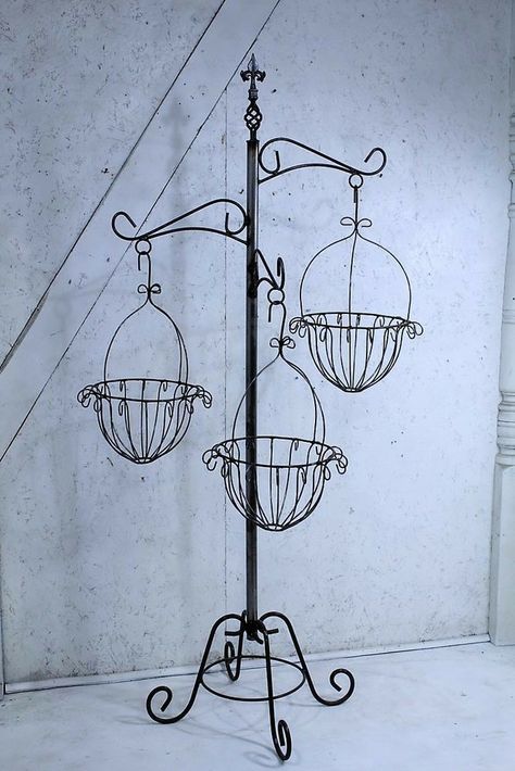 Wrought Iron Plant Stands, Shepards Hook, Planter Trellis, Iron Plant Stand, Deco Champetre, Wrought Iron Furniture, Wrought Iron Decor, Modern Plant Stand, Plant Stands Outdoor