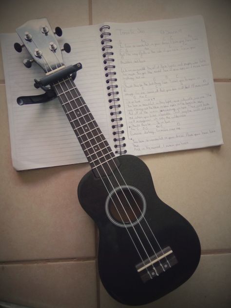 #ukulele #chords #EdSheeran #TenerifeSea #Cover #Black #Beauty #rainyday Aesthetic Instruments, Black Ukulele, Tenerife Sea, Handmade Gifts Diy, Bigger Person, Ukulele Chords, Music Aesthetic, Ukelele, Cover Black