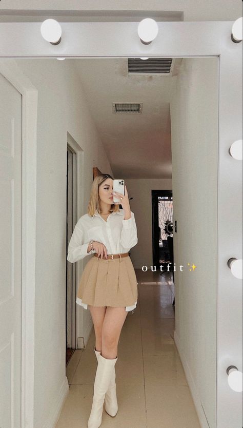 White Vest Top, Classy Winter Outfits, White Vest, Outfit 2023, Winter Fashion Outfits Casual, Beige Outfit, Desi Fashion Casual, 2024 Outfits, Fall Inspo