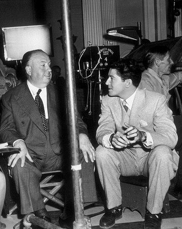 Alfred Hitchcock behind the scenes with Farley Granger for Strangers On A Train !951 Strangers On A Train, Farley Granger, Train Movie, Alfred Hitchcock Movies, Hitchcock Film, Film History, Alfred Hitchcock, Classic Films, Film Director